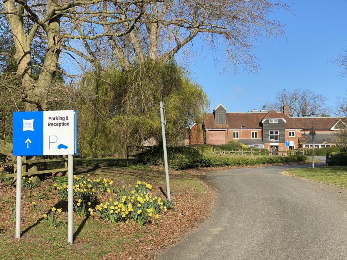 Ibis Budget Stansted Bishops Stortford Birchanger Exteriör bild